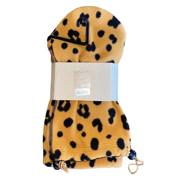 Madewell Soft Leopard Slipper Socks - Picture 3 of 5